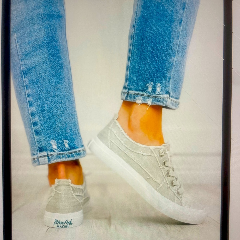 Blowfish Tan Taupe Malibu Sneaker